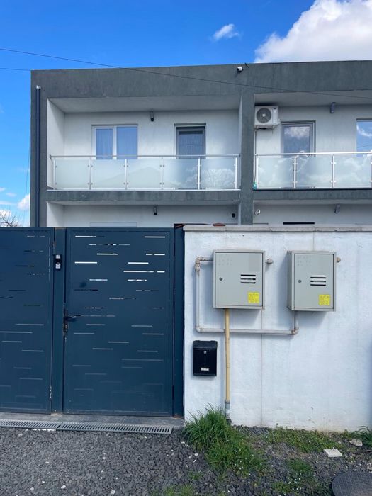 Proprietar Vand duplex lipovei aradului 5 camere