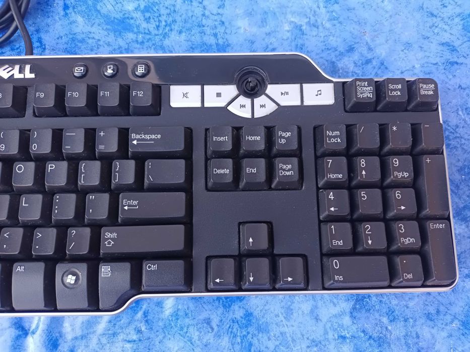 Tastatura Dell | KB1421 | USB | Standard | Cu fir |**