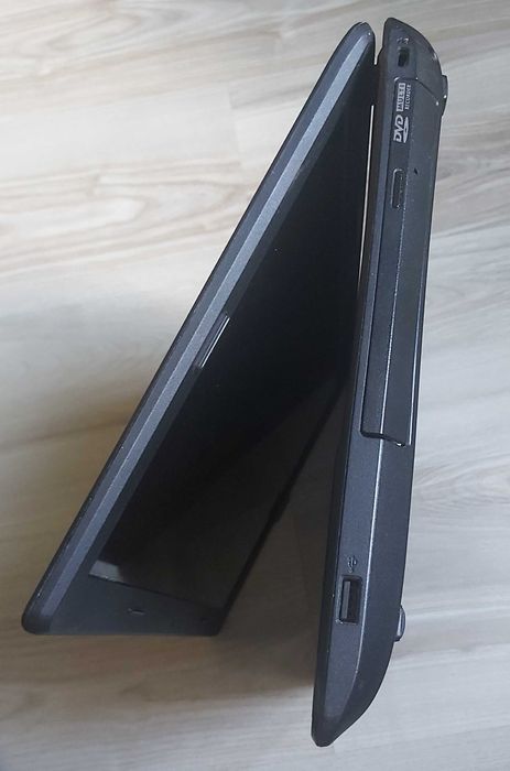 Vand sau dezmembrez laptop Asus X54C 15,6"