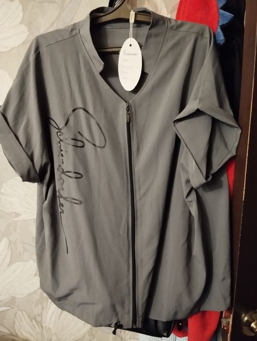 Продам платье и костюм