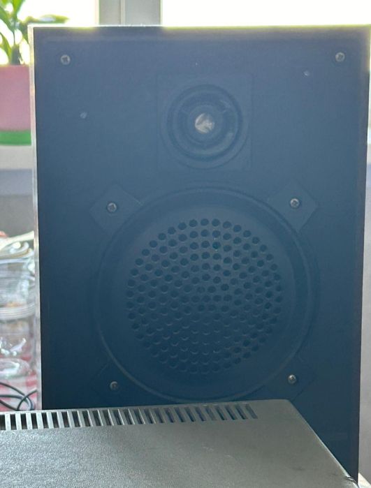 Магнитофон с колонками