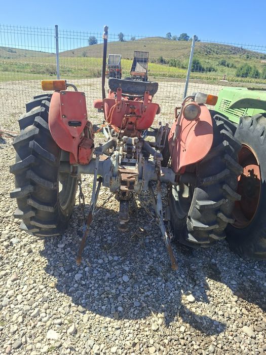 Tractor massey ferguson 135
