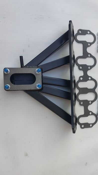 Коллектор Ауди 2.3 под карбюратор ВАЗ