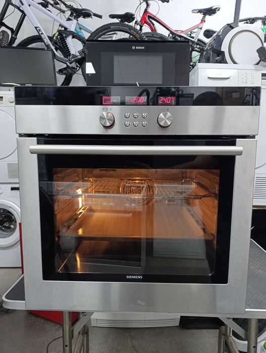 Фурна за вграждане SIEMENS с пиролиза