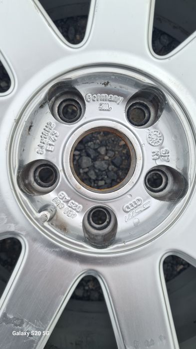 Оригинални джанти Ауди 5/112 Audi A4 8E  5x112

Употребявани, Шумен