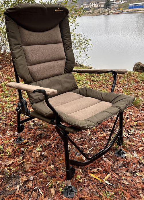 Шаранджйиски стол с регулируема облегалка