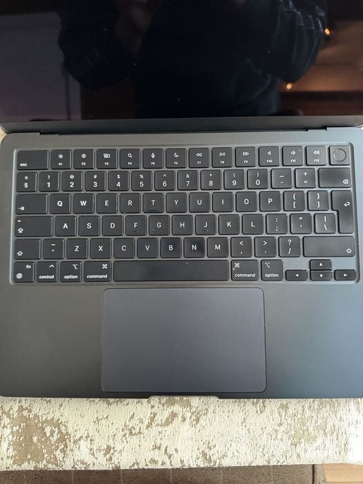 MacBook Air 13-inch M3 2024