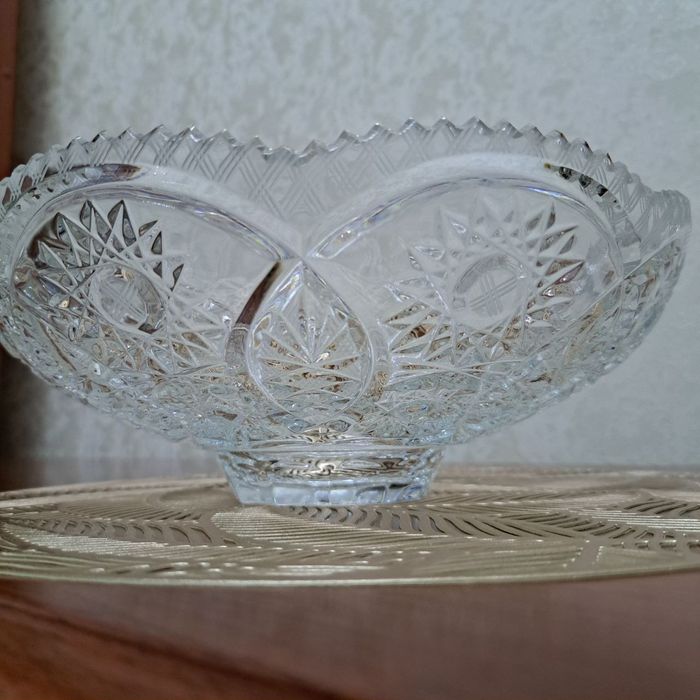 Хрустали салатницы.фруктовица