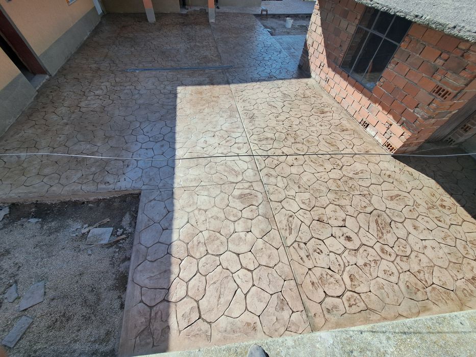 Щампован бетон .