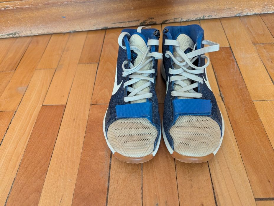 Баскетболни маратонки