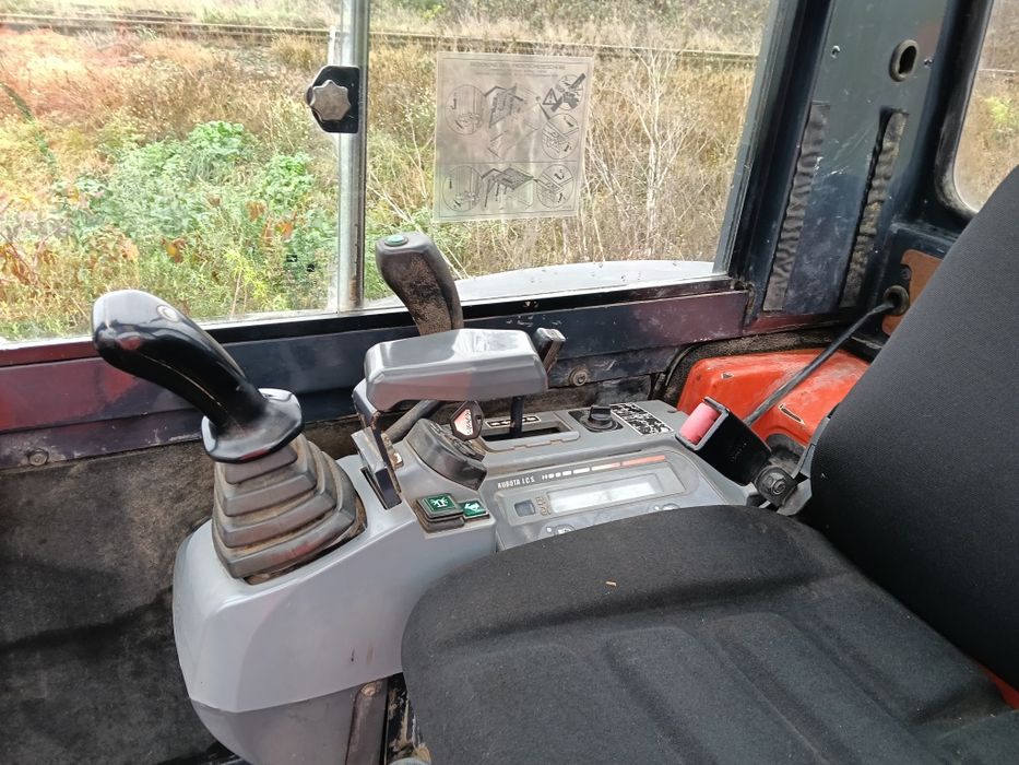 Miniexcavator kubota kx 61