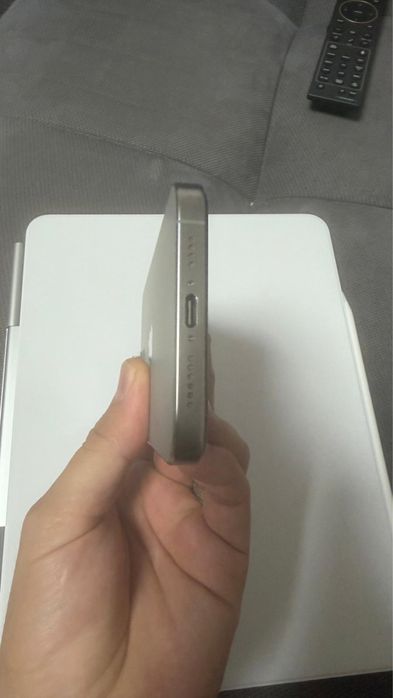 Iphone 16 pro max 256 gb impecabil baterie 100%