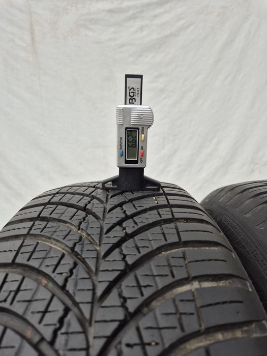 2бр 215 65 16 Goodyear всесезонни 22г