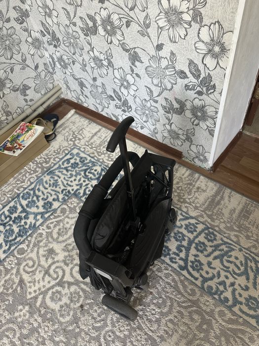 Коляска детская как чемоданчик б/у