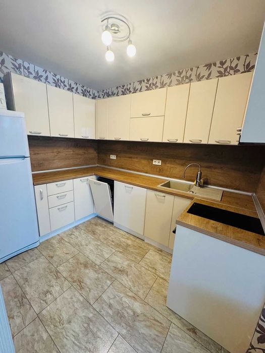 Продава се Двустаен апартамент в София, Център - 71 кв.м за 3346 €/кв.м - Снимка #6