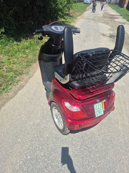 Scooter electric