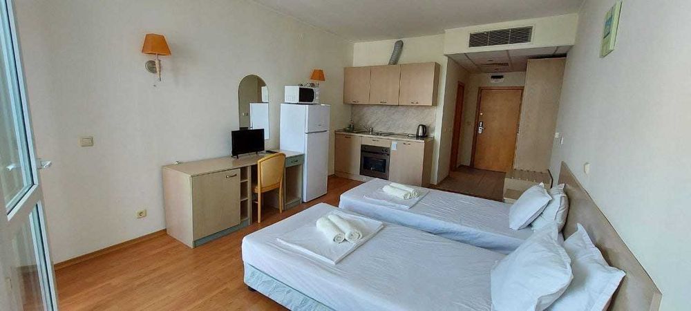 Продава се Едностаен апартамент в к.к. Слънчев бряг - 51 кв.м за 902 €/кв.м - Снимка #2