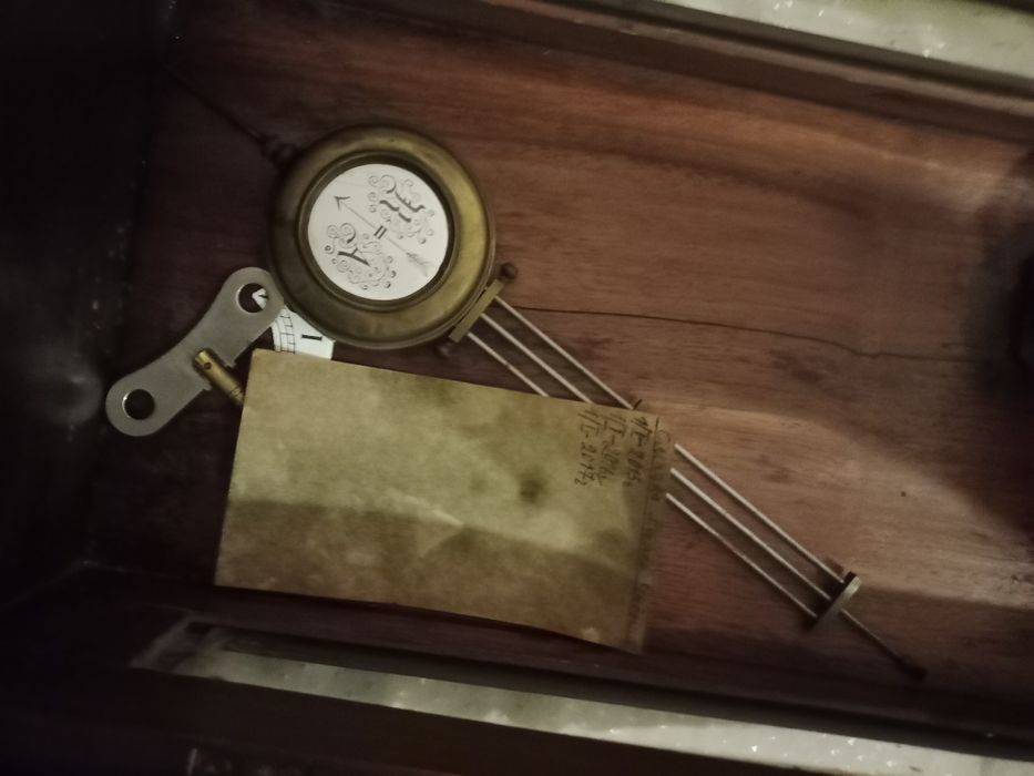 Продам старинные часы