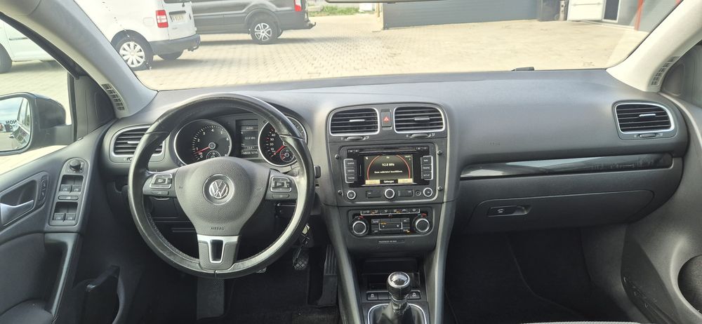 VOLKSWAGEN Golf 2012 — imagine 3