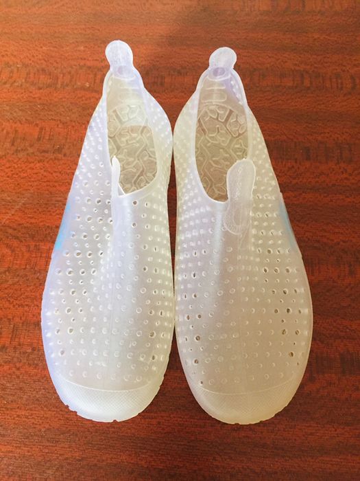 Сандалии пляжные