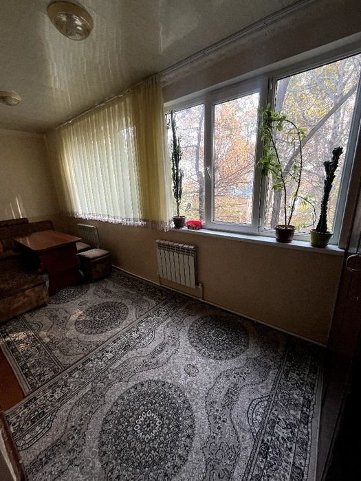 3-х комнатная в центре Чирчика