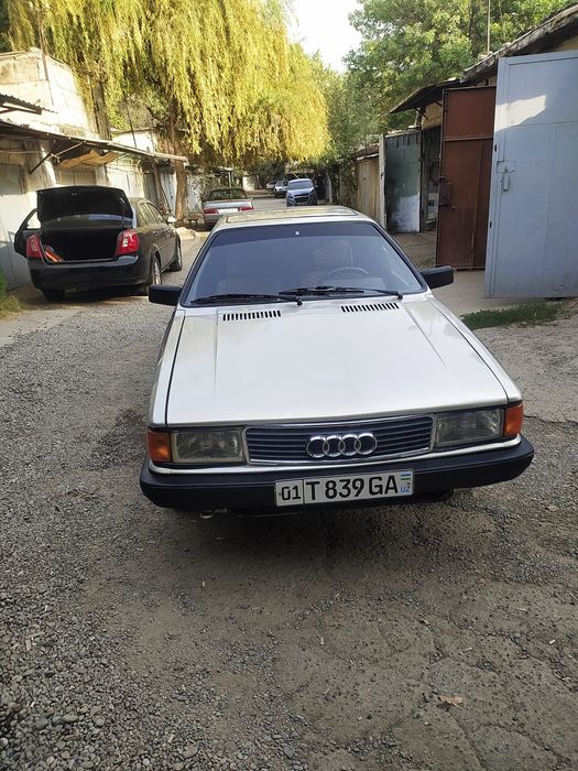 Ауди 80 купэ  1983