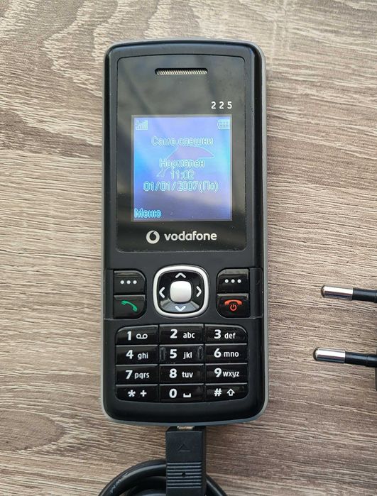 Телефон Vodafone 225