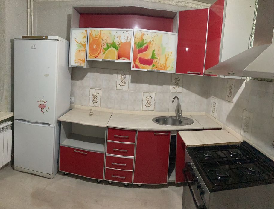 Продам кухонный шкаф, гарнитур.