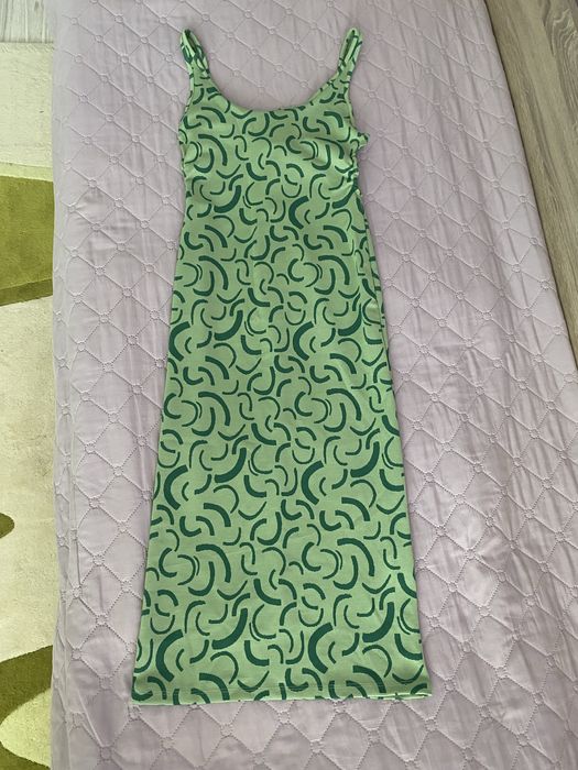 Лятна зелена рокля Bershka