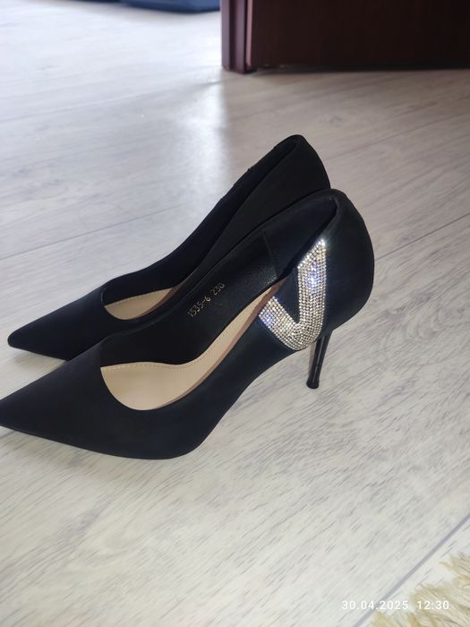 Продам туфли женские