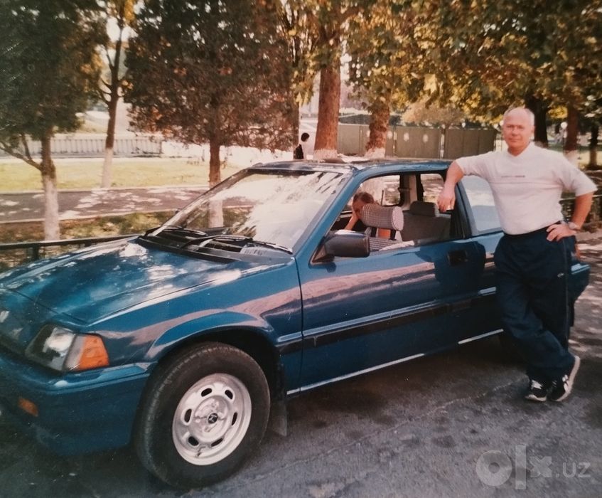 Продается автомобиль HONDA CIVIC