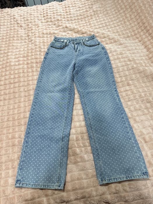 Мои вещи в отличном состянии и хорошего качества.