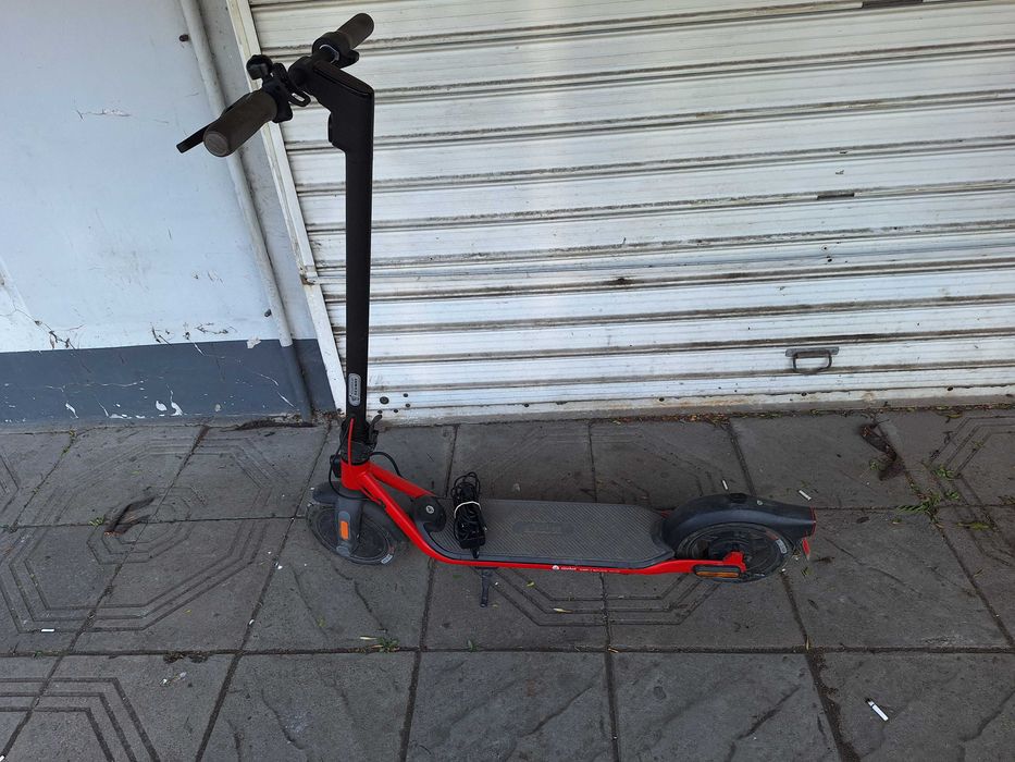 Тротинетка Ninebot KickScooter D28E