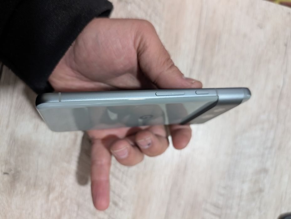 Google pixel 8 seriy