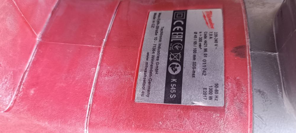 Продам перфоратор Милуоки SDS MAX