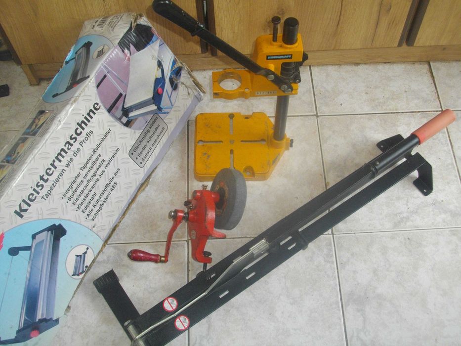 Стойка Бормашина/ Гилотина Рязане Ламинат/ Ръчен Шмиргел/Машина Тапети