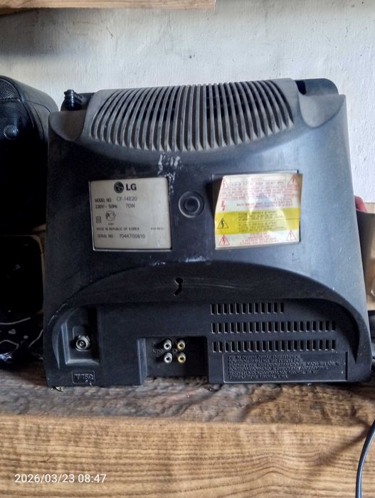 продам телевизор