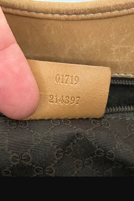 GUCCI оригинална кожена чанта + ТRUSSARDI оригинална кожена чанта