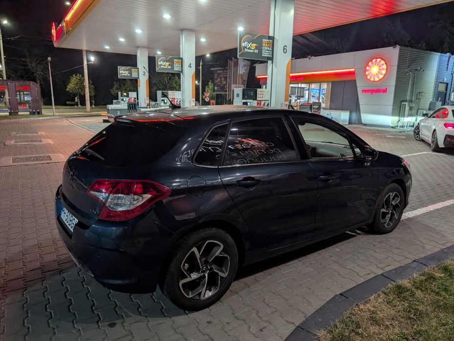 Citroen  C4  2013, diesel 1,6  Mașina perfectă pt oraș,  navetă sau concediu