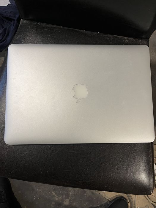 Macbook pro 15 i7