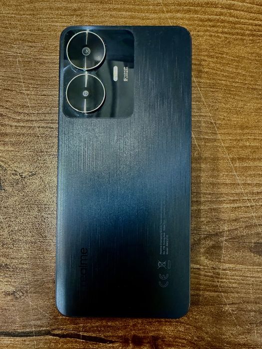 Продам Realme UI телефон