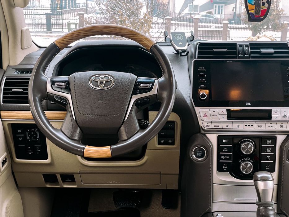 Toyota Land Cruiser de vânzare