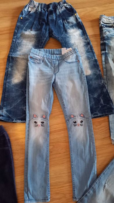 Детски дънки за момиче