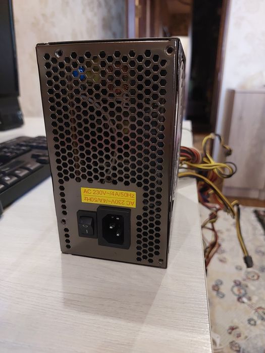 Блок питания на 400w ATX400-12.