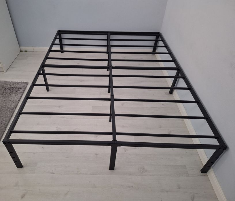 Cadru metalic de pat 140×200 cm – nou