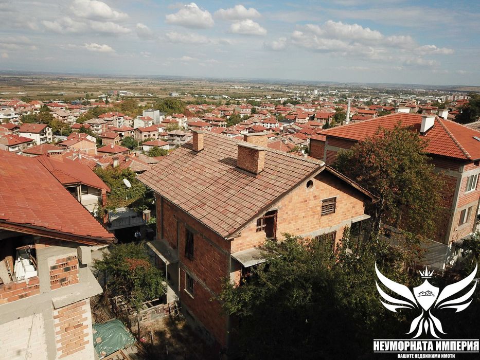 Продава се Къща в Асеновград - 424 кв.м за 399 €/кв.м - Снимка #3