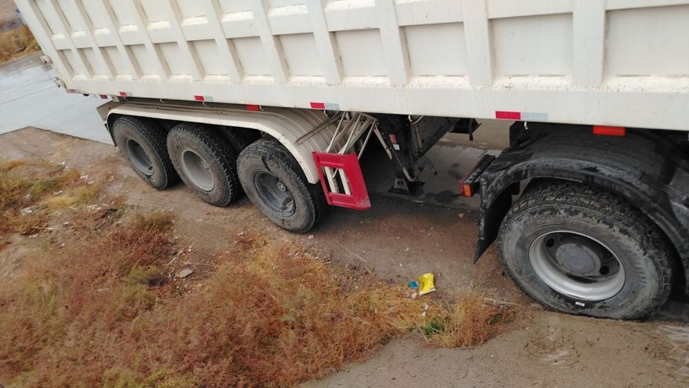 Piritsep sotiladi yili 22 narxi 340mln kelishamiz yiqilmagan