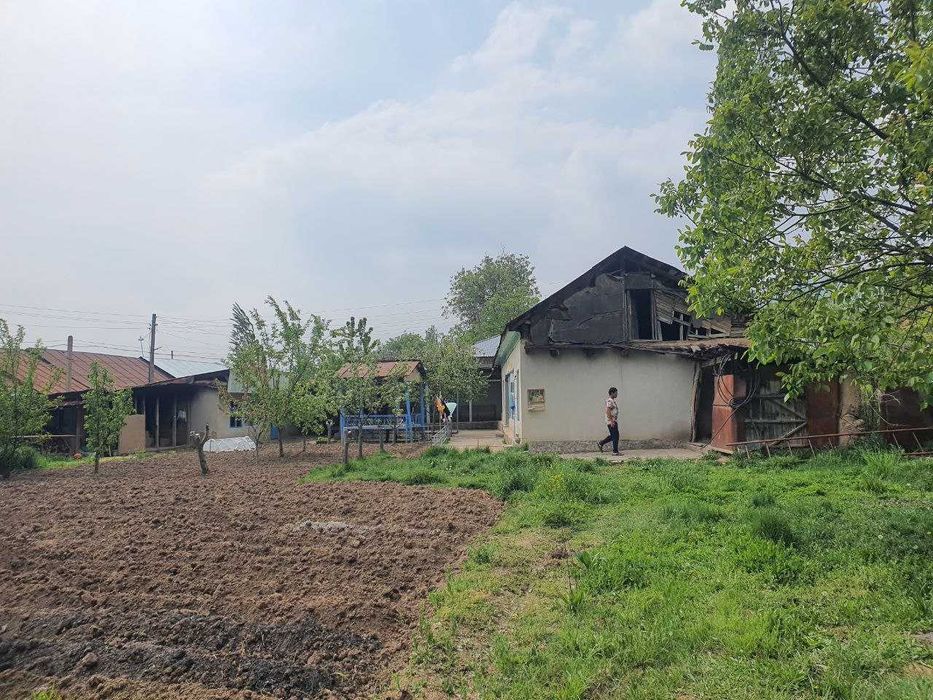 Продается участок Сижжаке Бустанлик. Сижжакда уй сотилади