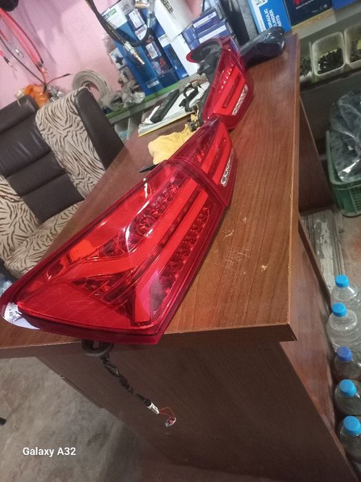 Malibuga  Audi orqa fara