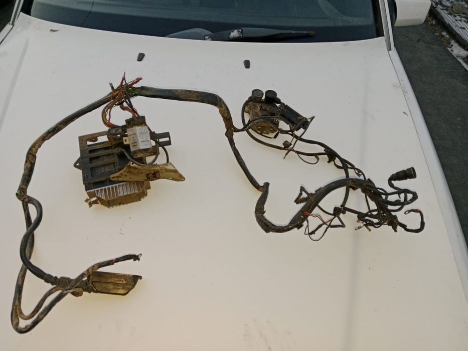 Продам двигатель Mercedes-Benz M102 2.3